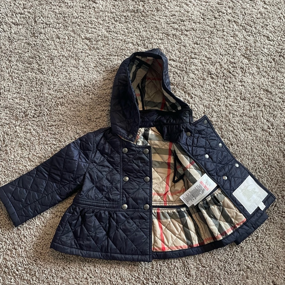 Burberry quilted jacket in navy